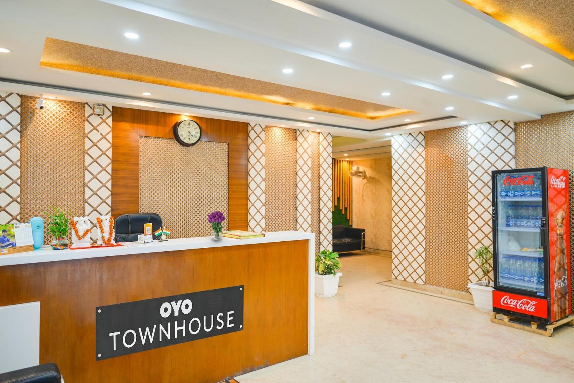 ורנאסי Townhouse Oak Hotel Ar Ganges Premium מראה חיצוני תמונה